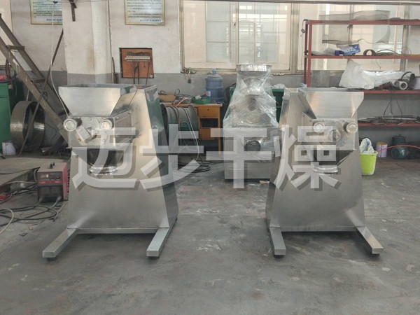 YK系列摇摆式颗粒机